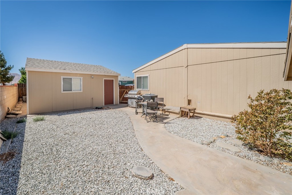 main property photo 29