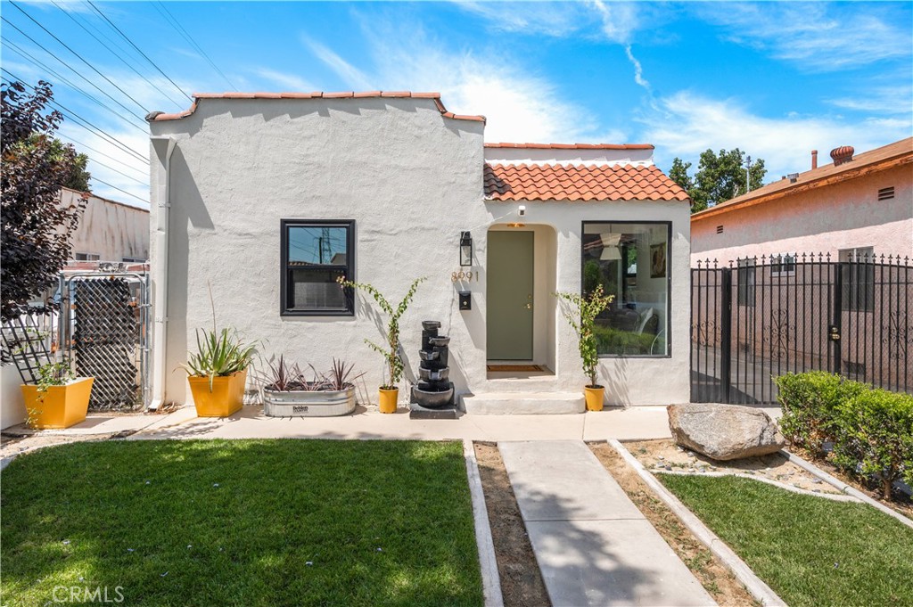 main property photo 5