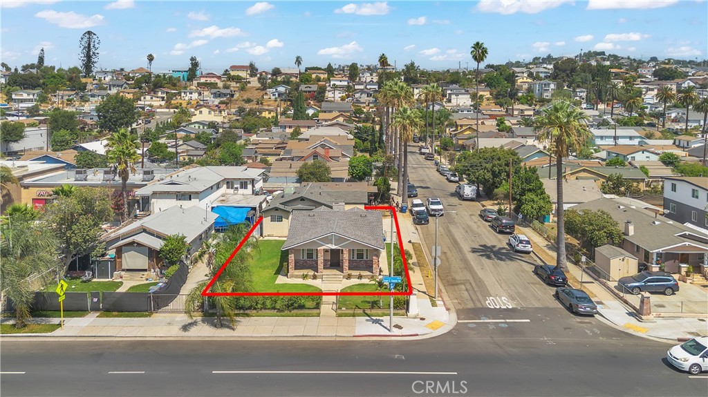 main property photo 10
