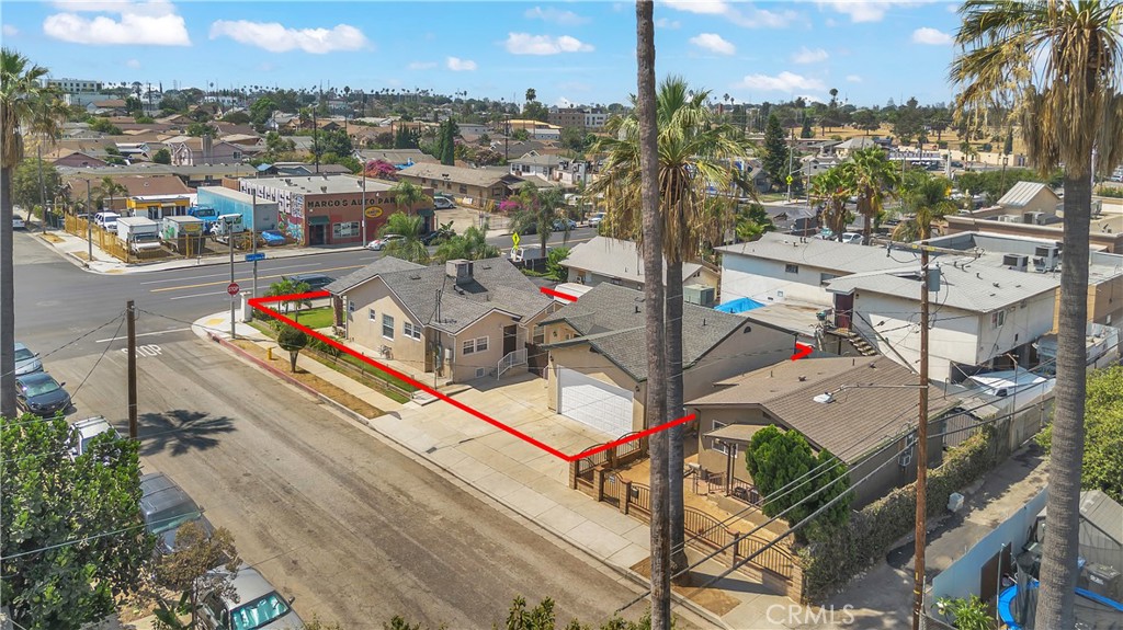 main property photo 8