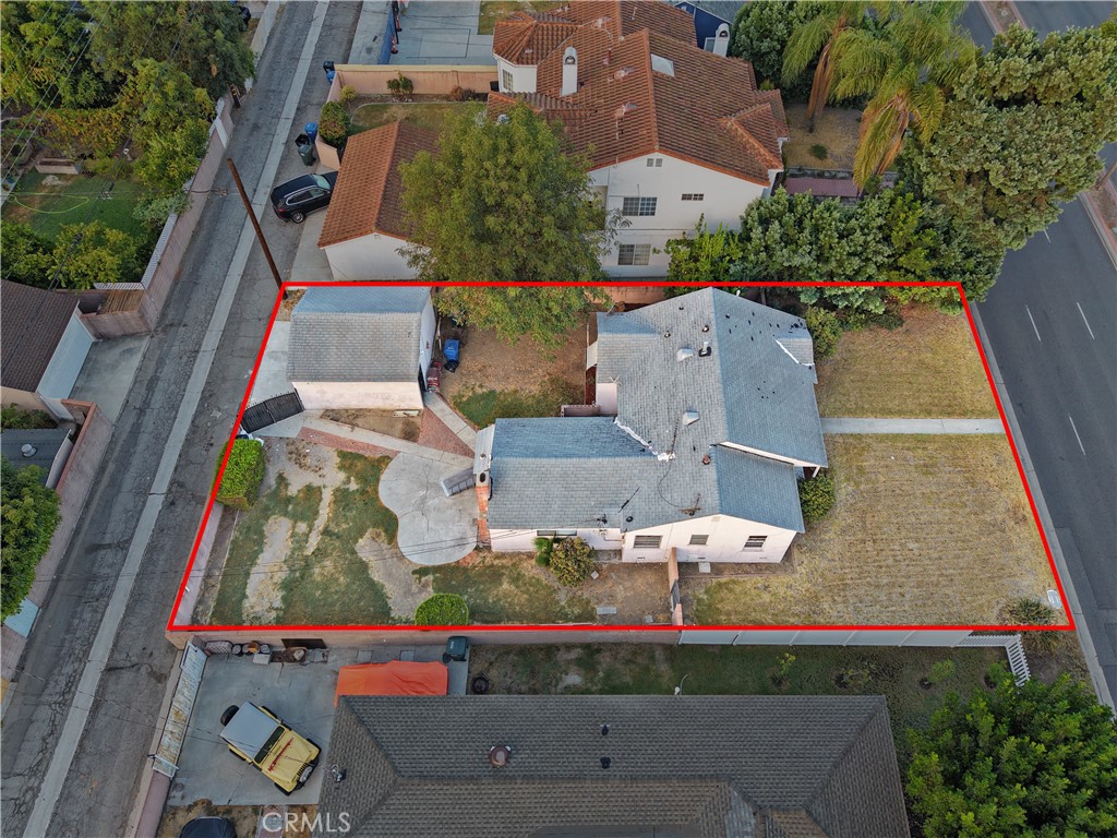 main property photo 23