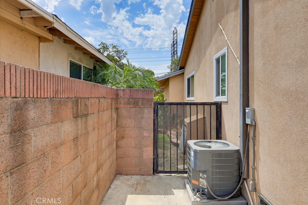 main property photo 74