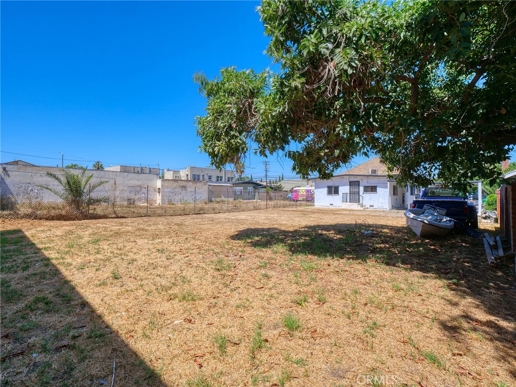 main property photo 41