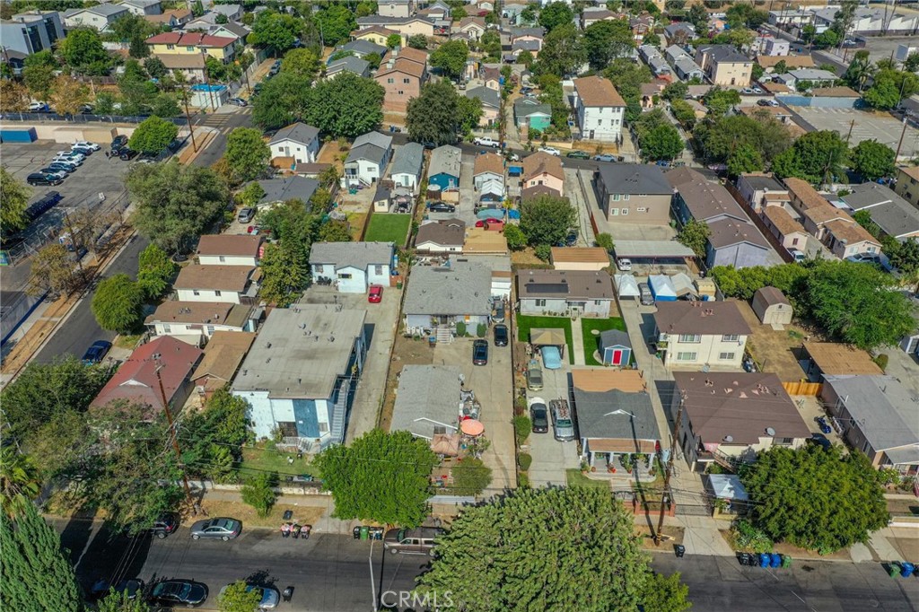 main property photo 8