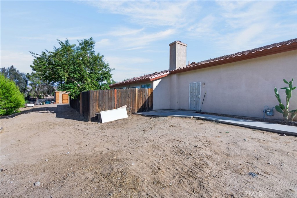 main property photo 4