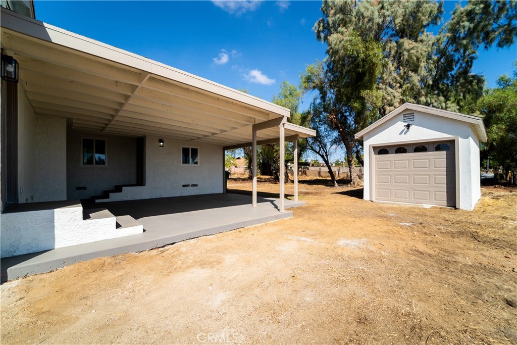 main property photo 49