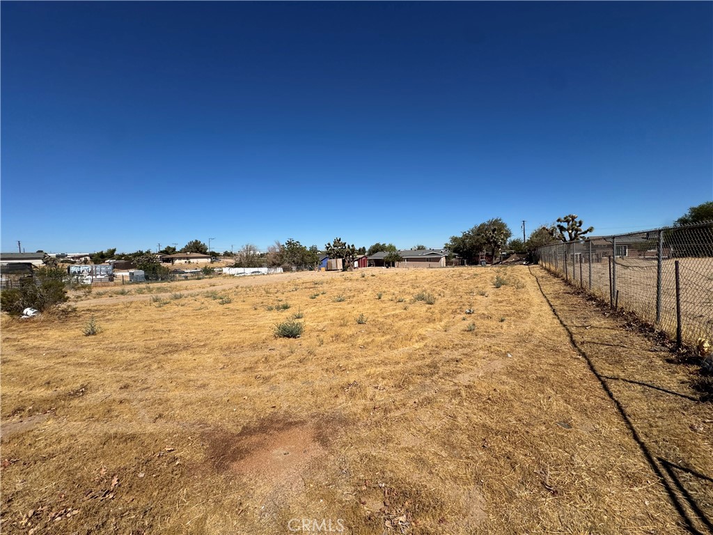 main property photo 4