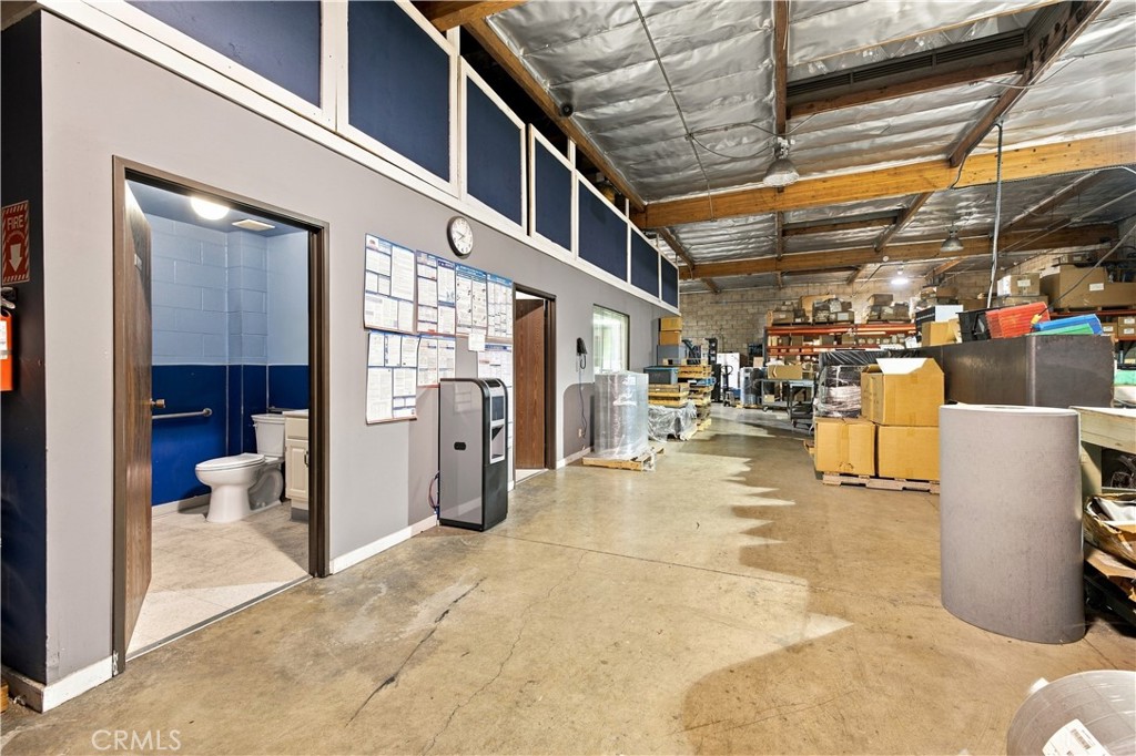 main property photo 48