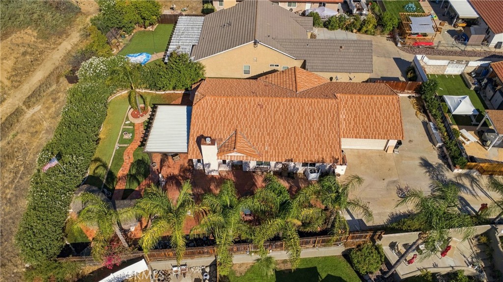 main property photo 10