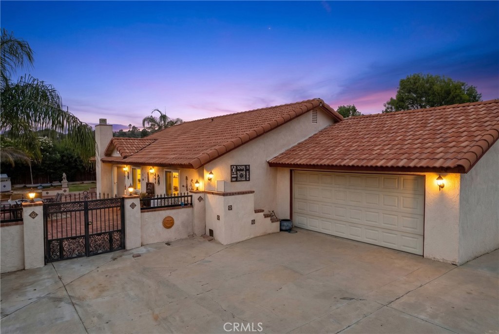 main property photo 74