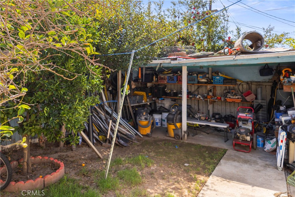 main property photo 10
