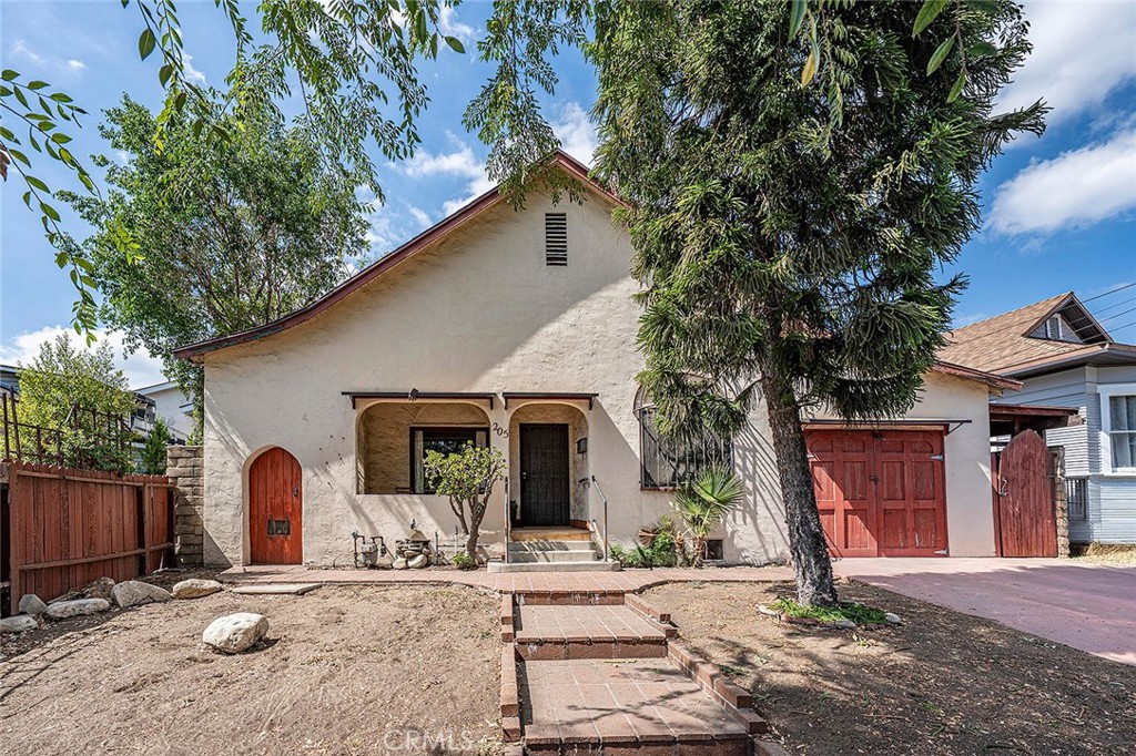 main property photo 22