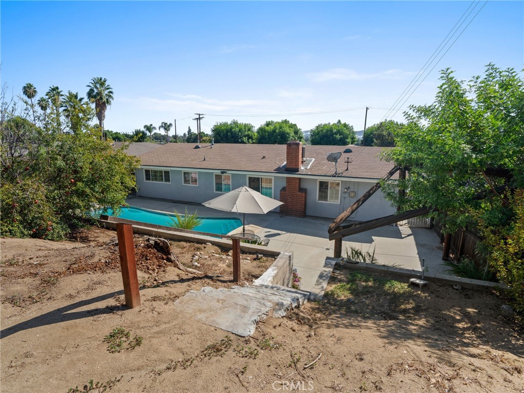 main property photo 45
