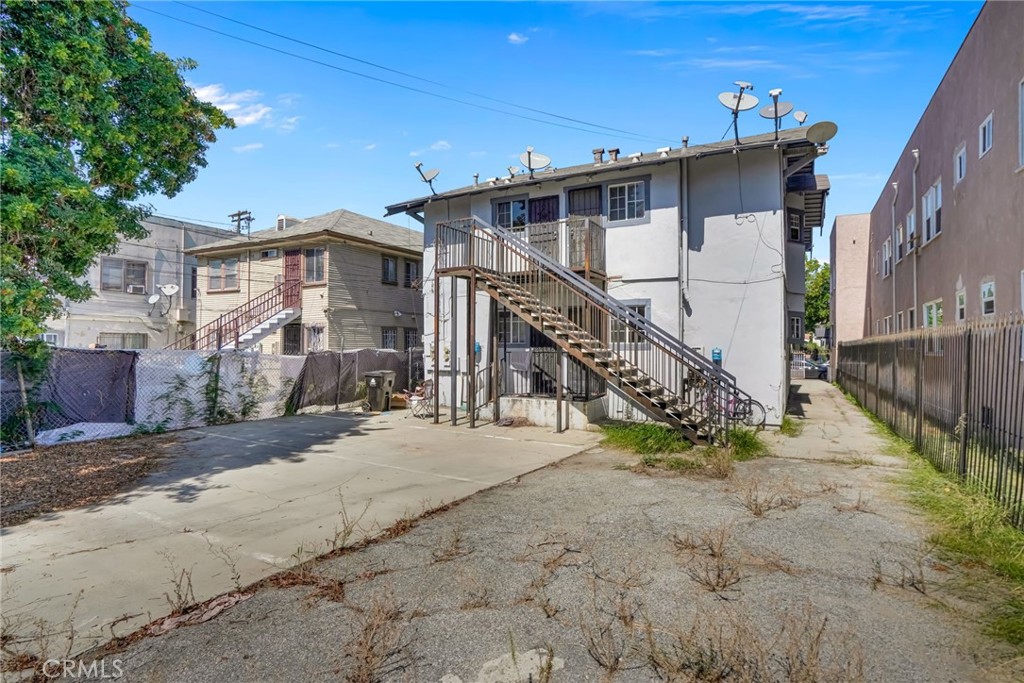 main property photo 51