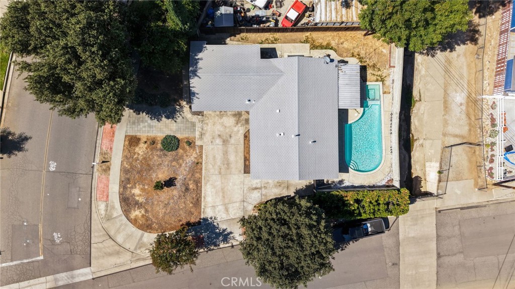 main property photo 48