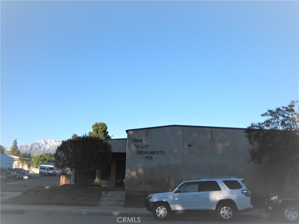 main property photo 1