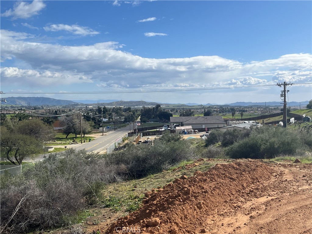 main property photo 4