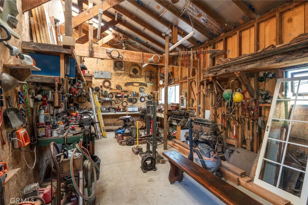 main property photo 50