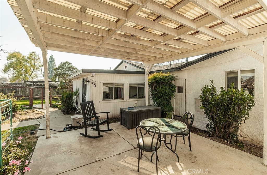 main property photo 24