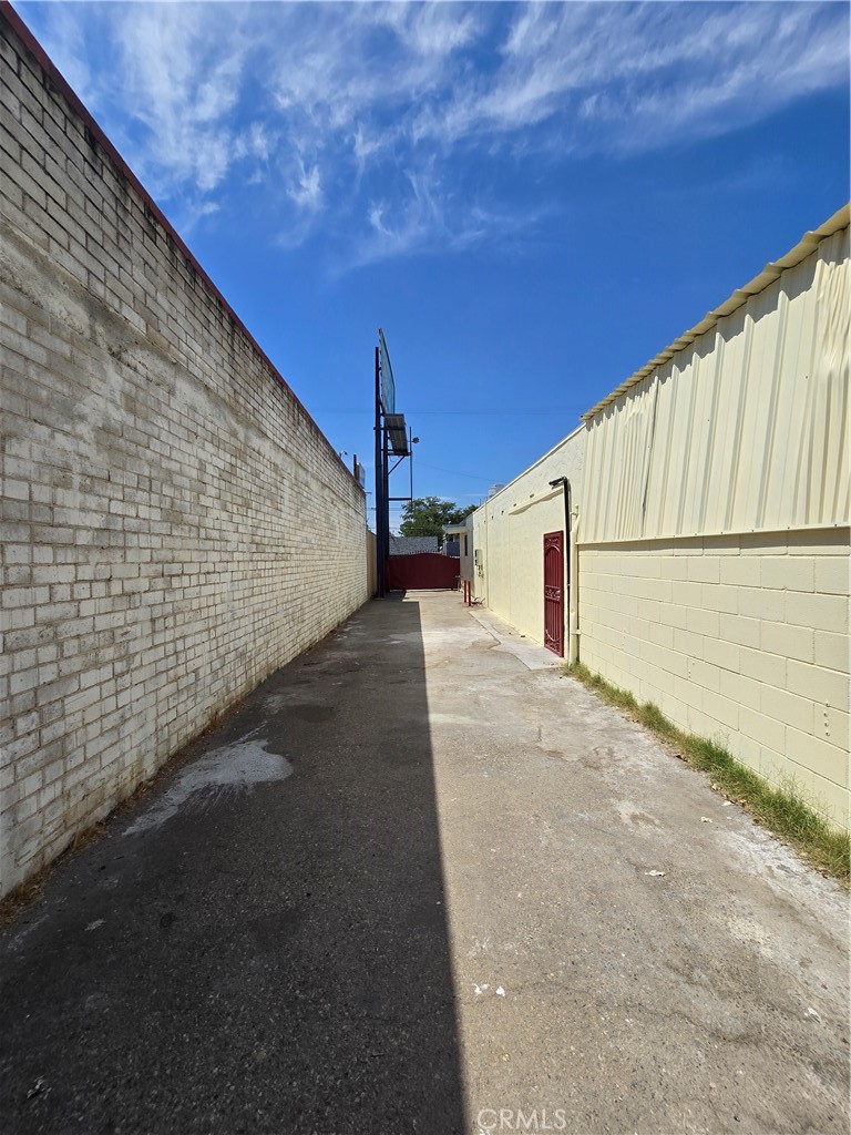 main property photo 36