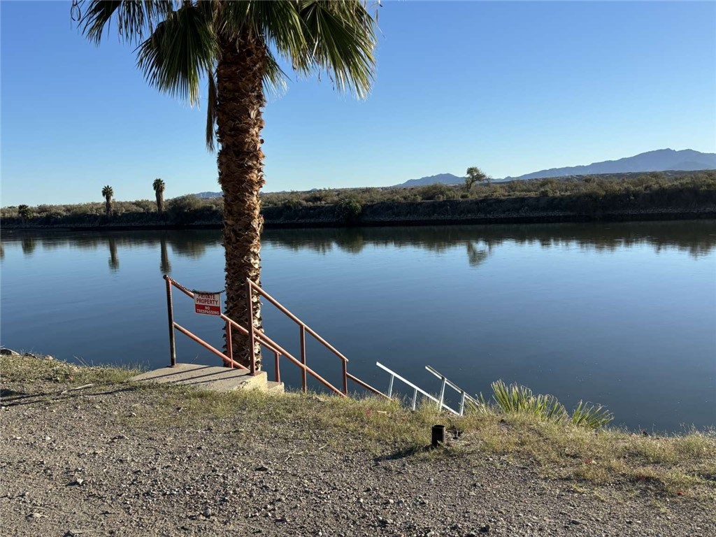 main property photo 22