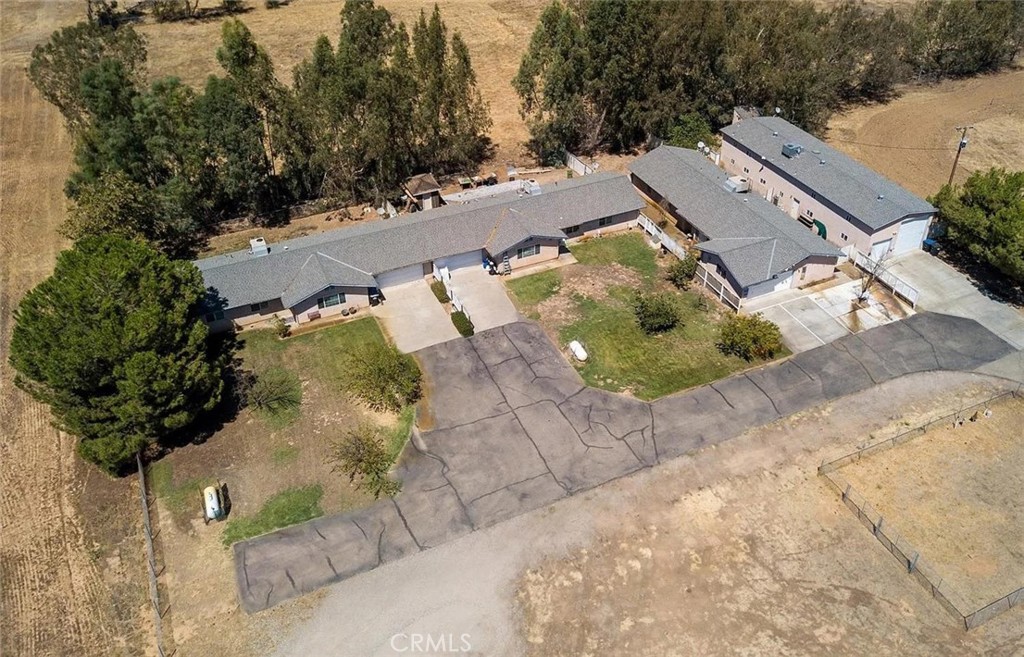 main property photo 20