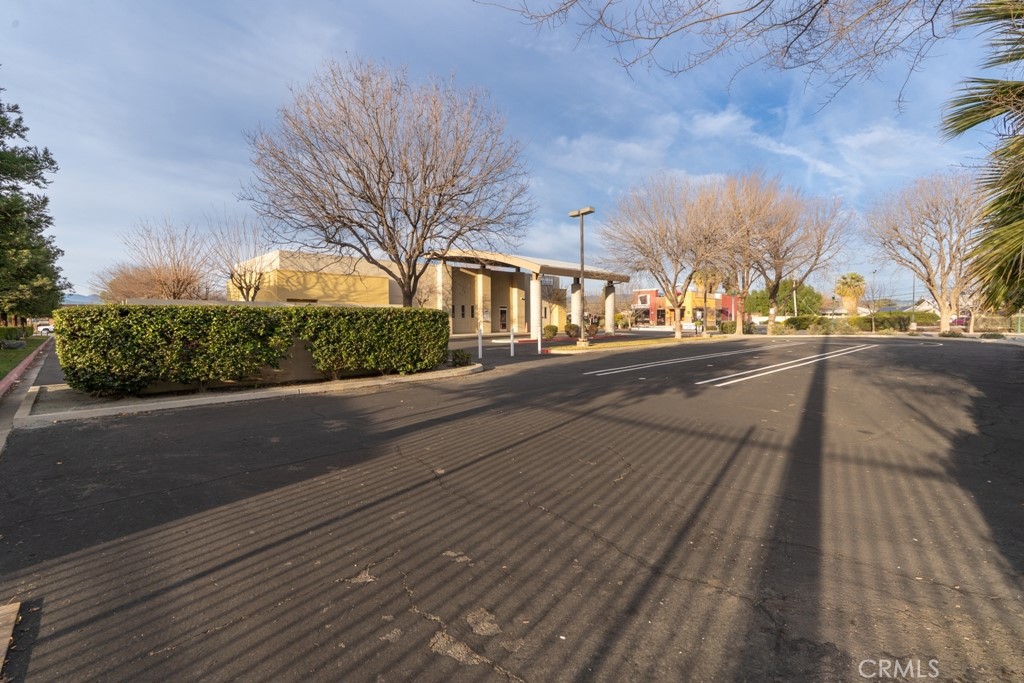 main property photo 18