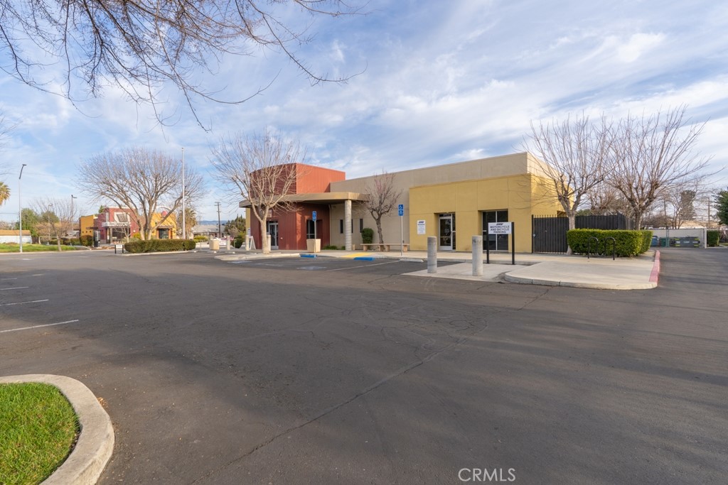 main property photo 26