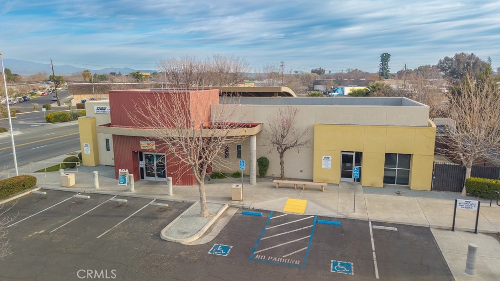 main property photo 4