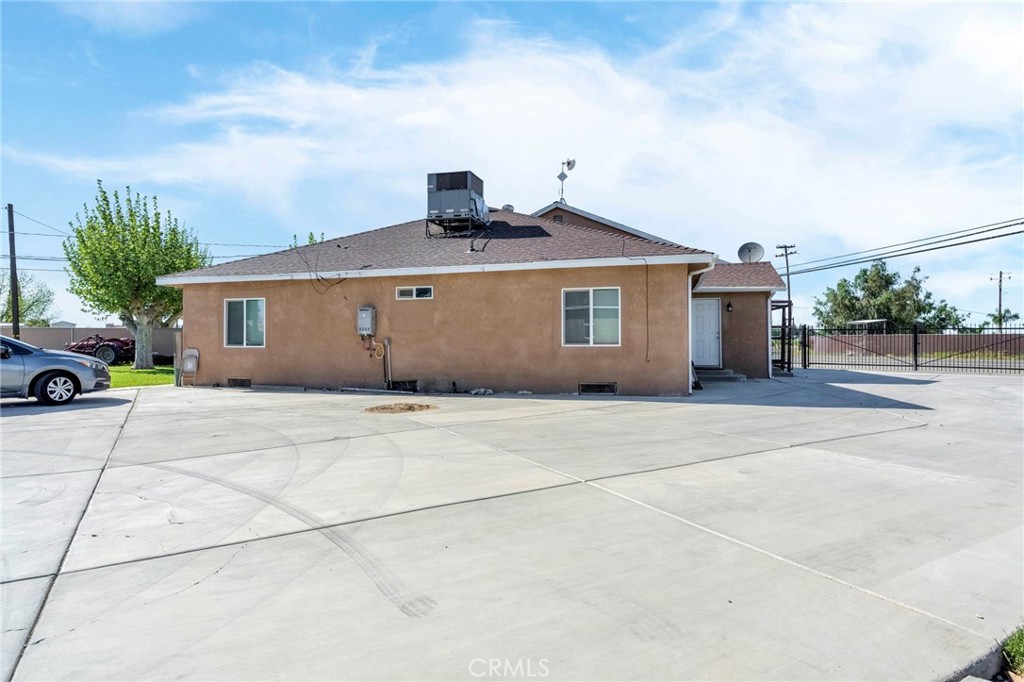 main property photo 22