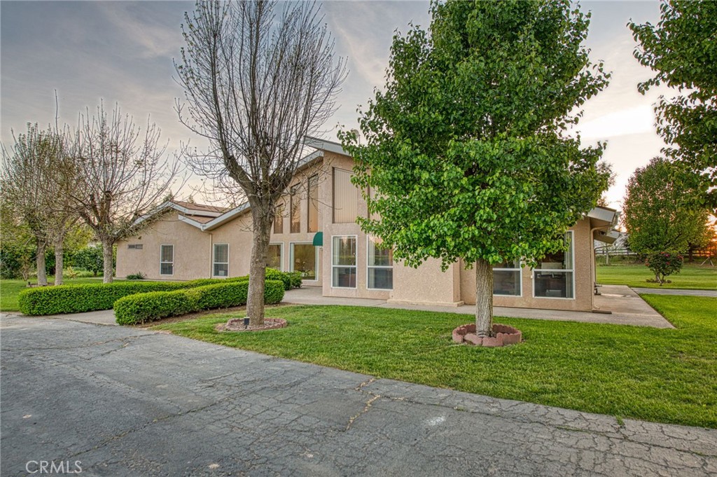 main property photo 8
