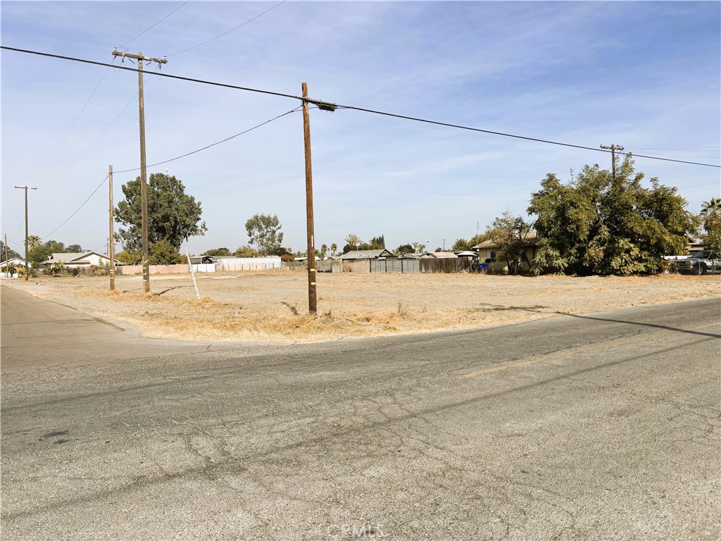 main property photo 6
