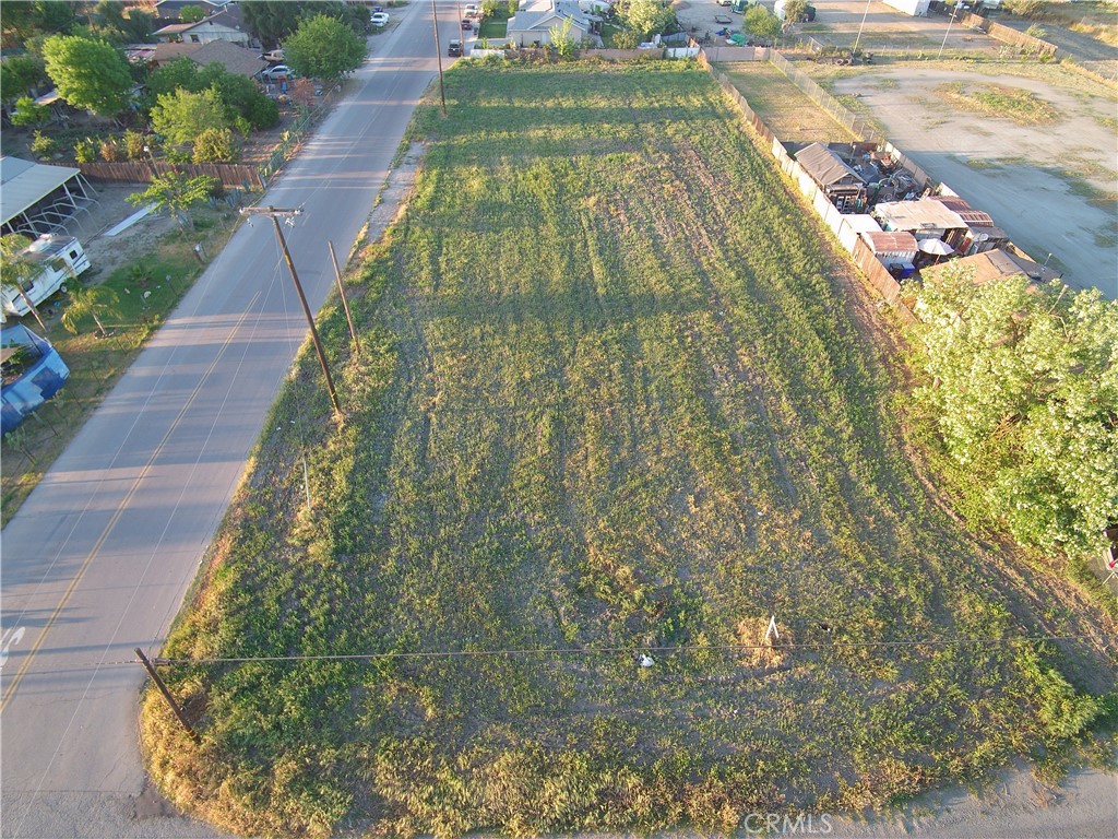 main property photo 7