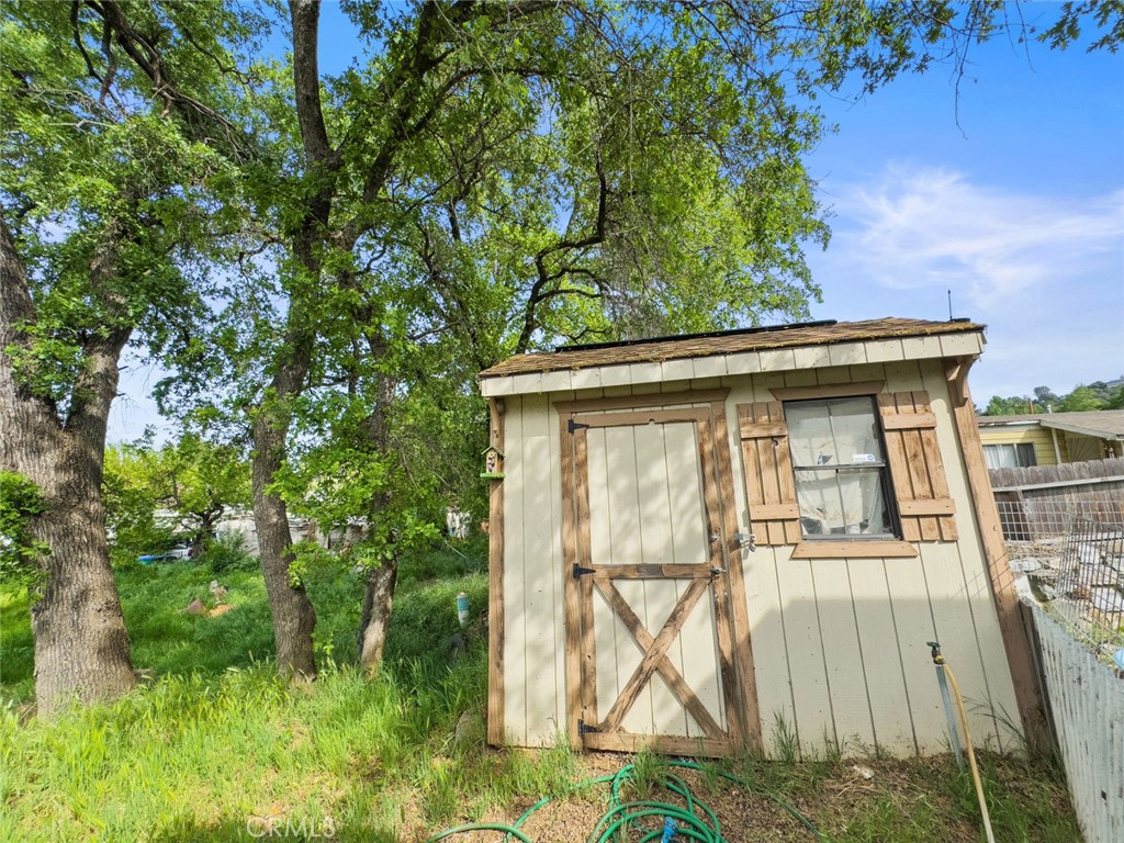 main property photo 31