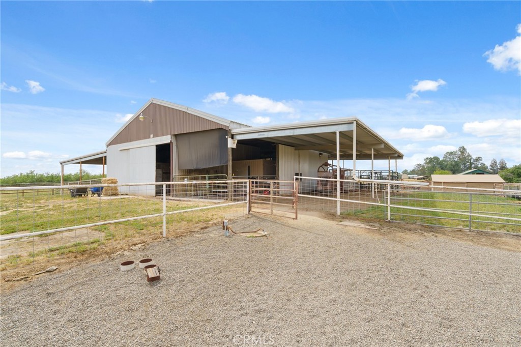 main property photo 37