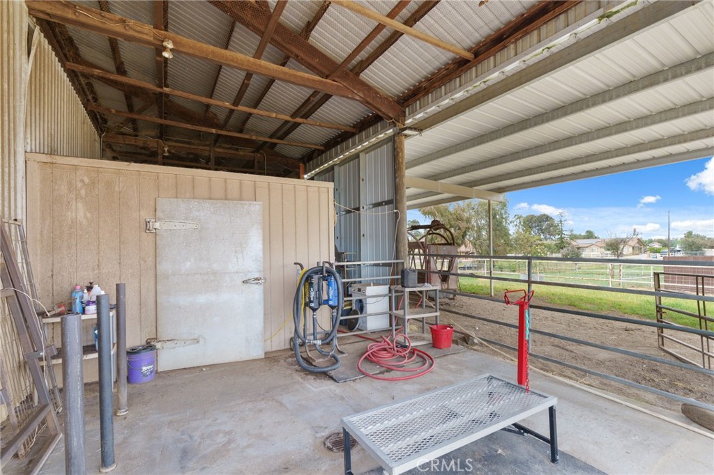 main property photo 46