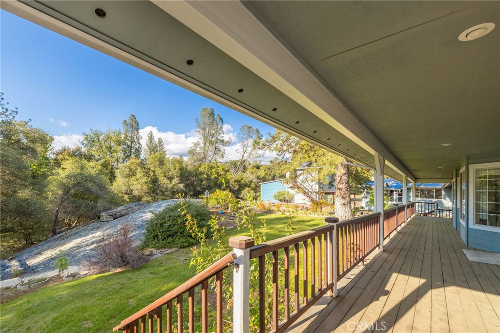main property photo 16