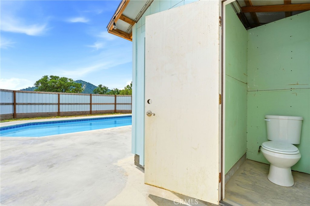 main property photo 59