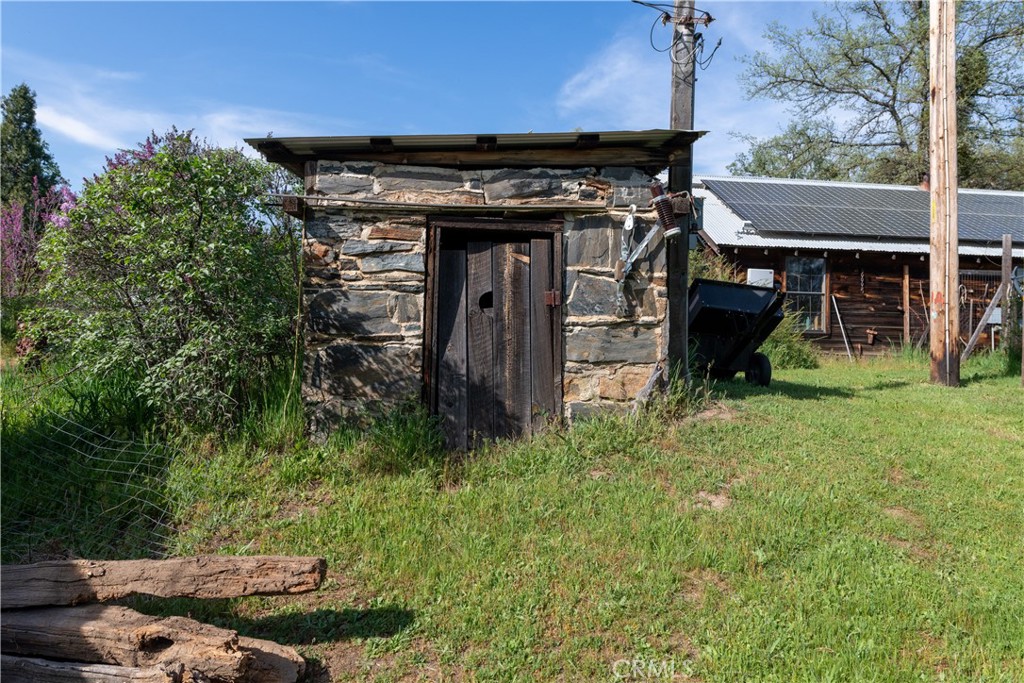 main property photo 34