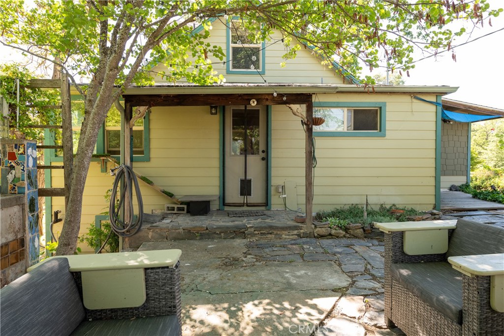 main property photo 5