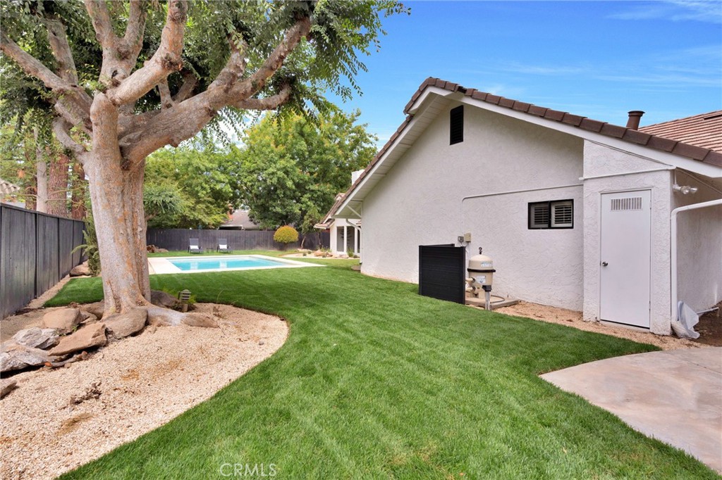 main property photo 51