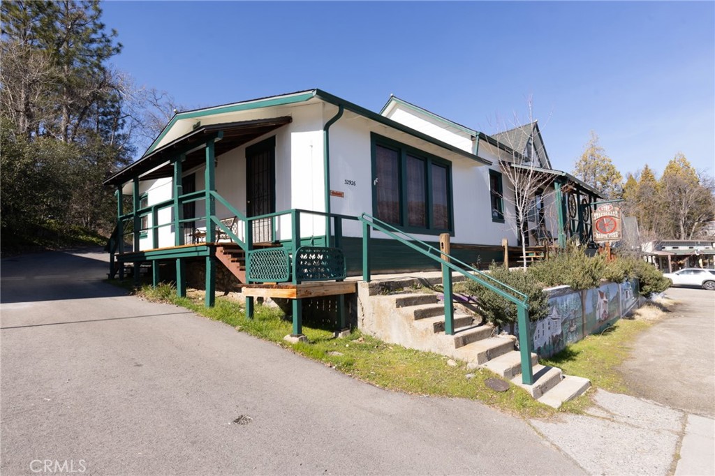main property photo 4