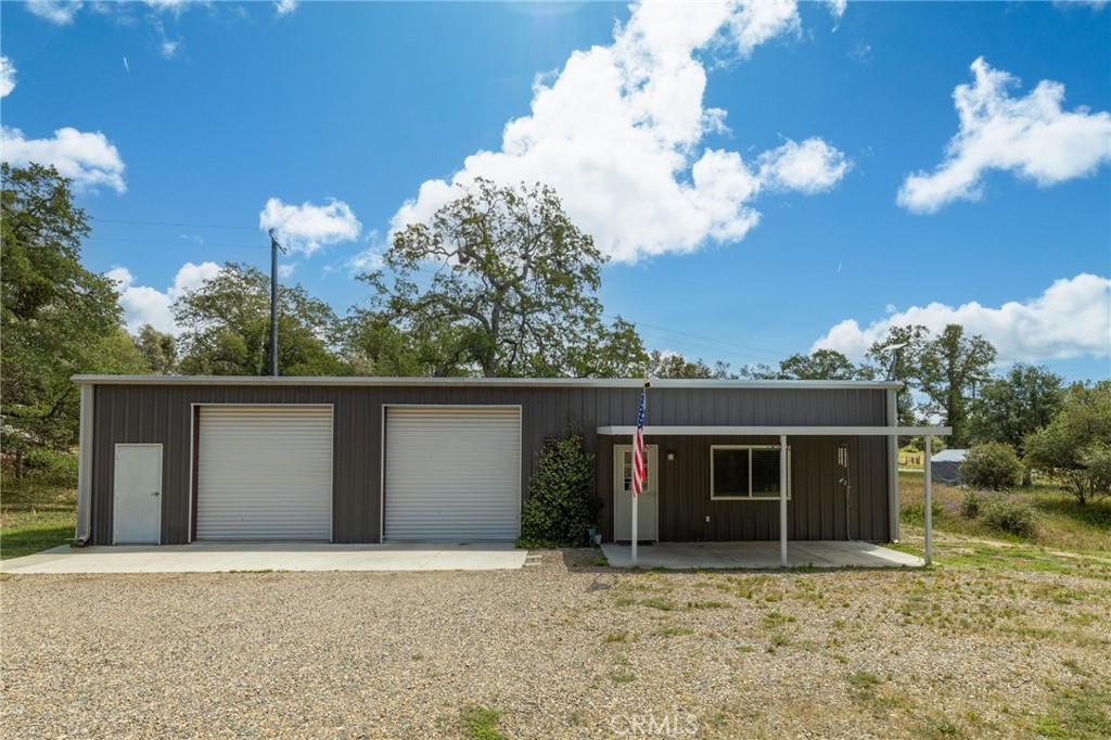 main property photo 30