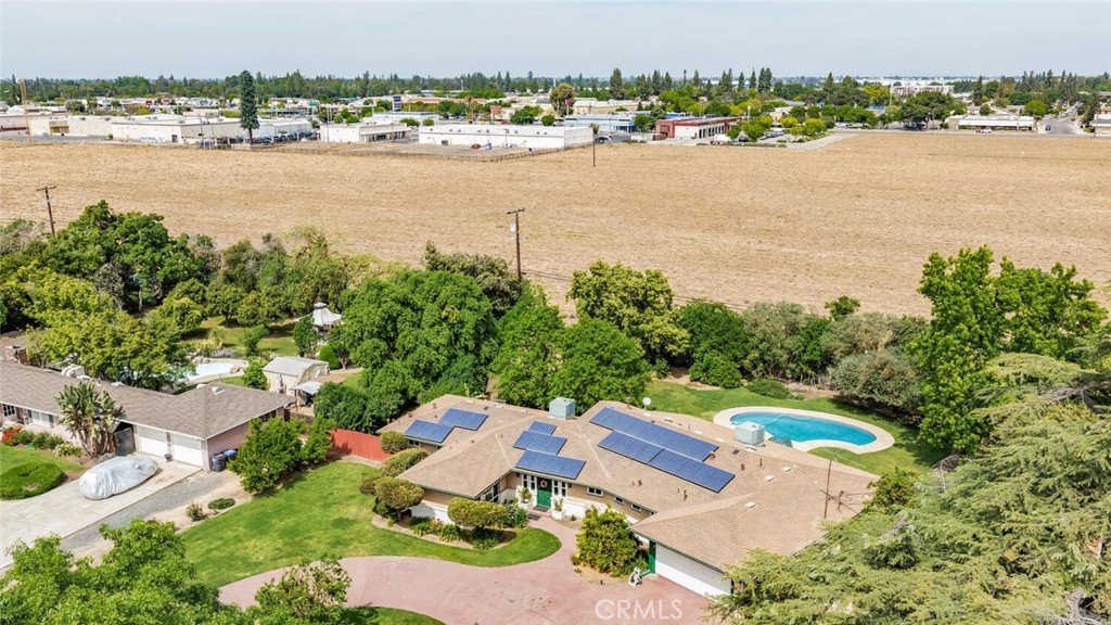 main property photo 47