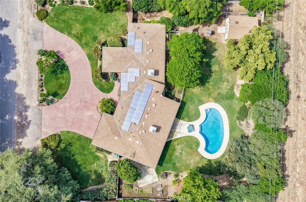 main property photo 51