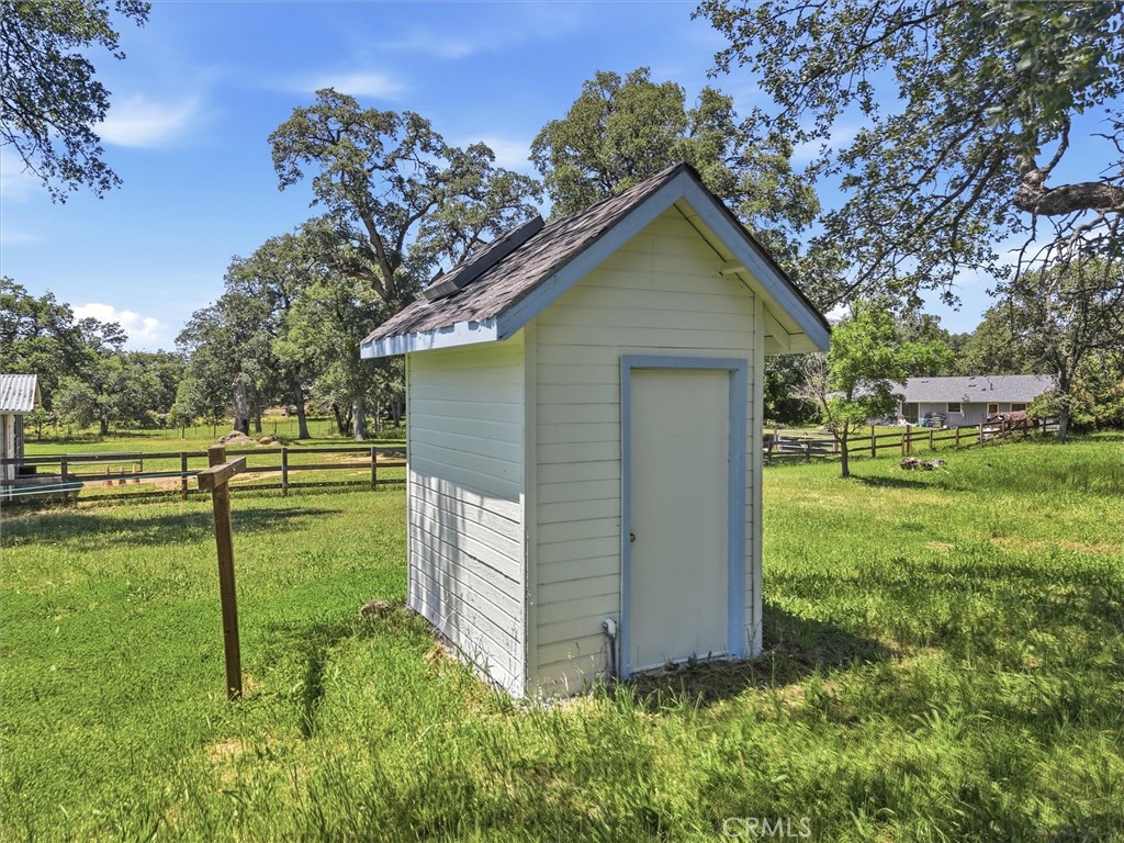main property photo 45