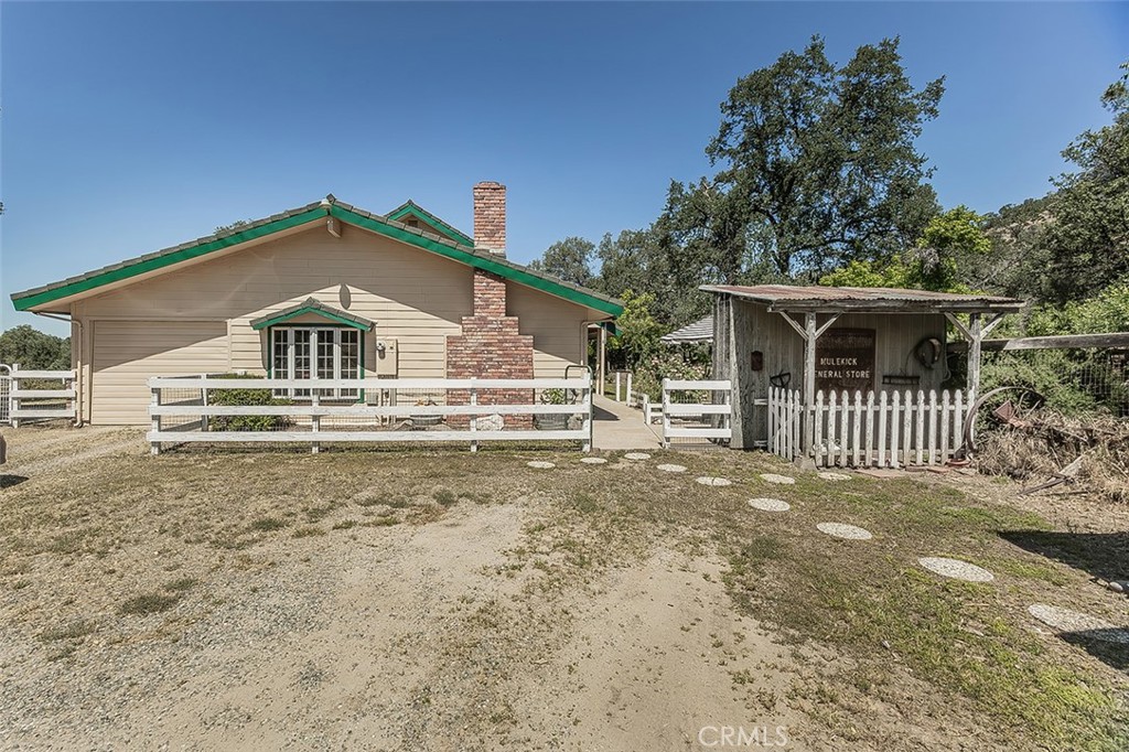 main property photo 45
