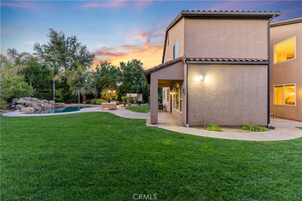 main property photo 50
