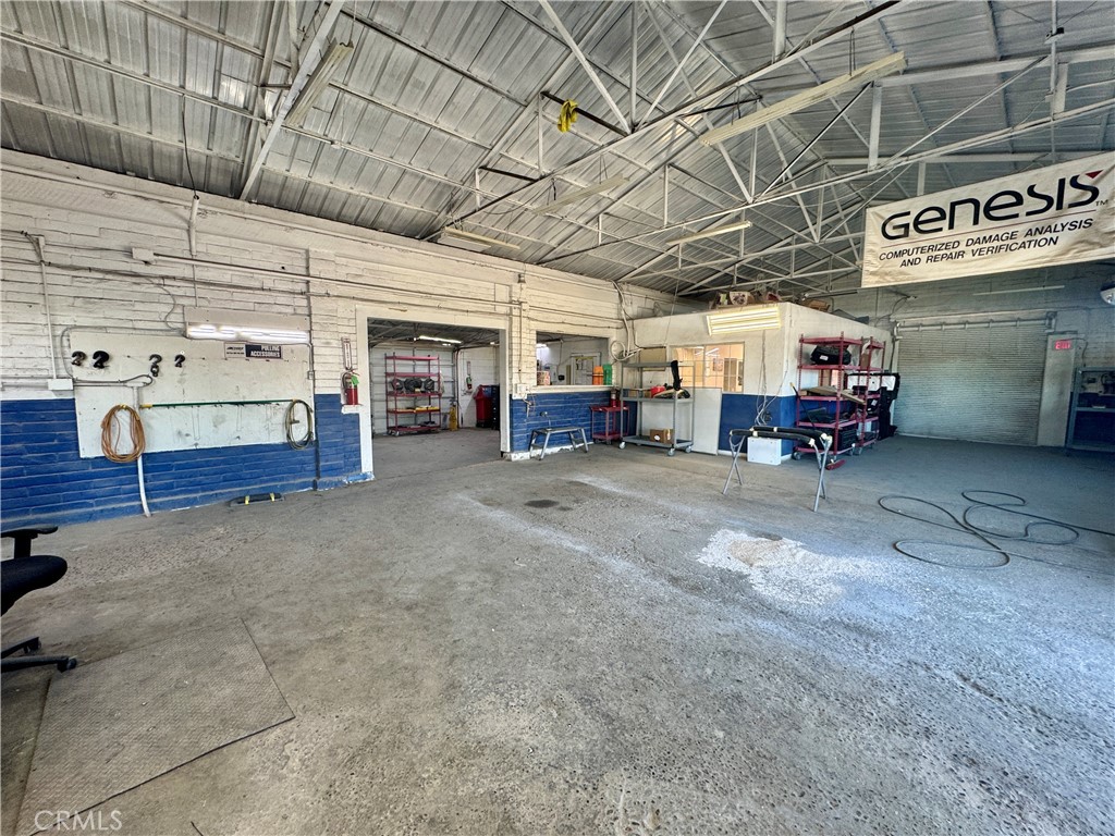 main property photo 12