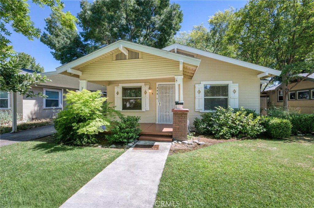 main property photo 5